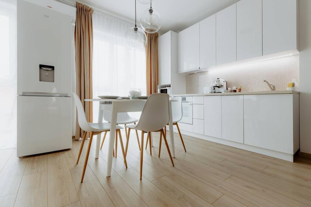 Nest Inn Oasis Residence Nagybánya Kültér fotó