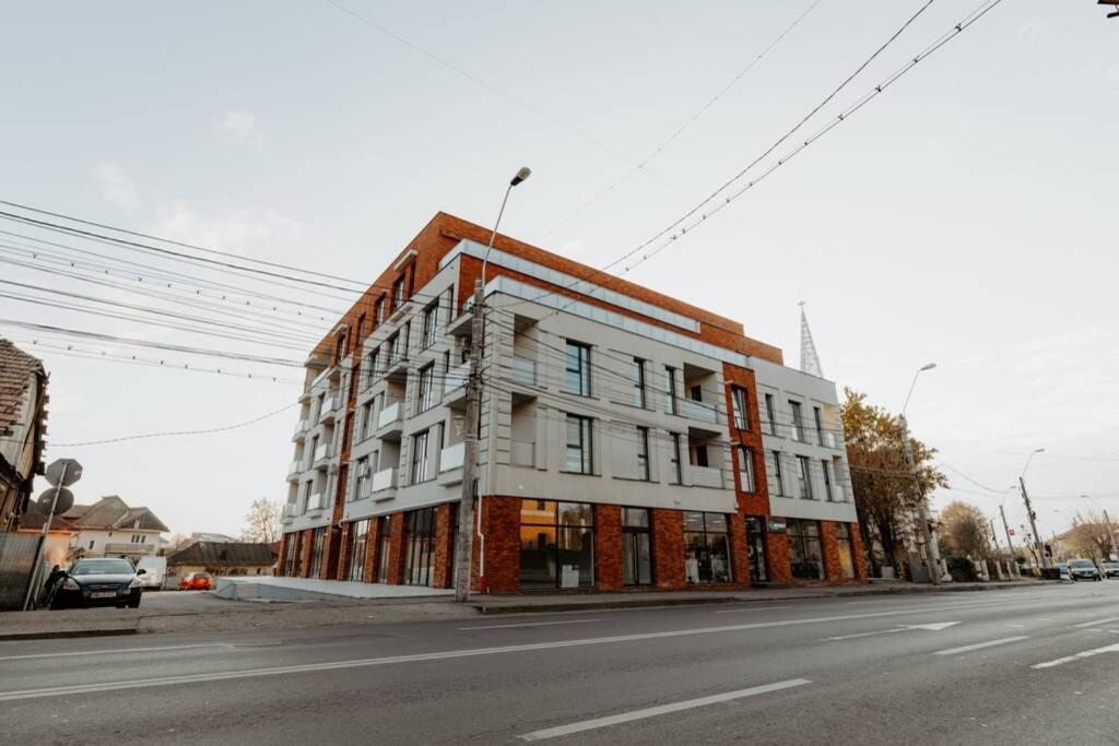 Nest Inn Oasis Residence Nagybánya Kültér fotó